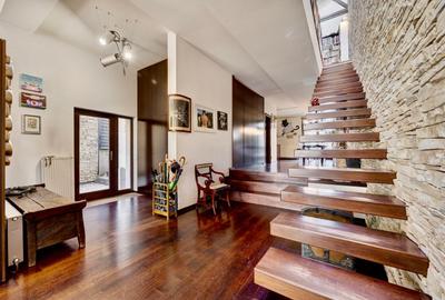 Vilă de Lux pe Malul Lacului Băneasa – 340 mp Utili + Casă de Oaspeți Vilă de Lux pe Malul Lacului Băneasa – 340 mp Utili + Casă de Oaspeți - 10