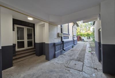 Casa de vanzare in Alexandria - Central, 7 camere, 4 spatii comerciale, renovata - 16