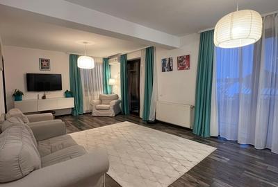 Apartament cu 3 camere semidecomandat în Central
