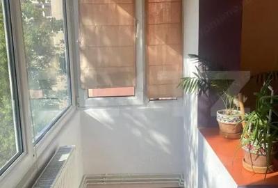 Apartament cu 4 camere decomandat în Soarelui - 2