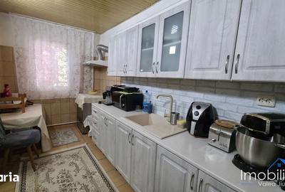 Casă cu 4 camere cu Teren 268 Mp în Central - 17
