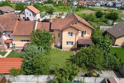 Casă individuală cu 7 camere cu Canalizare în Dumbrăvița - 2
