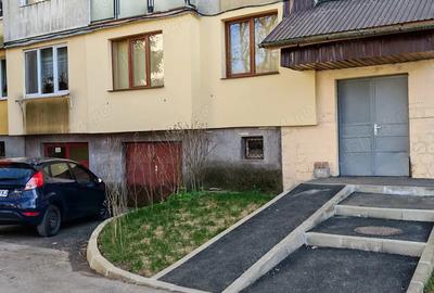 Apartament cu 3 camere decomandat în Central - 1