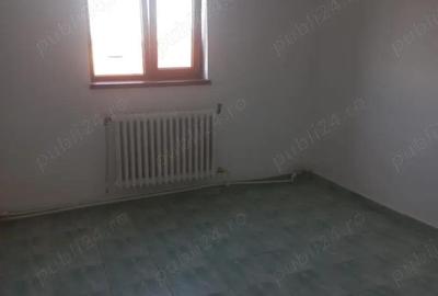 Cet, garsoniera de vanzare, etaj 2, Constanta