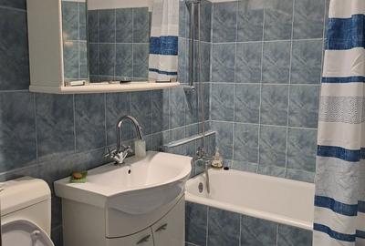 Apartament cu 3 camere decomandat în Central - 1