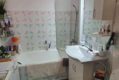 Apartament cu 3 camere decomandat în Ostroveni - 8