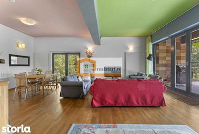 Casă cu 6 camere cu Teren 3300 Mp în Cornu - 2