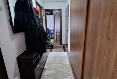 Apartament cu 3 camere semidecomandat în Central - 11