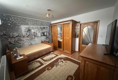 Casă cu 4 camere în Central - 6