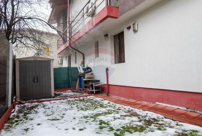 Casă cu 5 camere cu Teren 250 Mp în Dobroești - 13