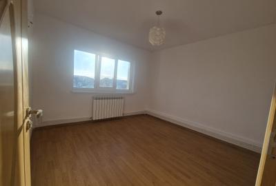 Apartament cu 2 camere decomandat în Sud - 14