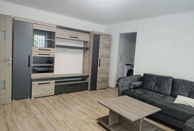 Apartament cu 3 camere semidecomandat, mobilat în Cantemir - 2