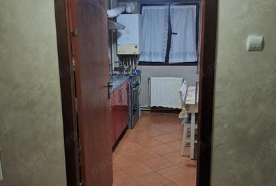 Apartament cu 4 camere decomandat în Autogară - 9