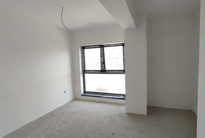 Apartament cu 3 camere semidecomandat în Exterior Sud - 9