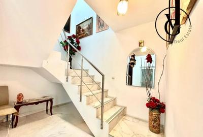 Casă cu 4 camere cu Canalizare în Central - 3