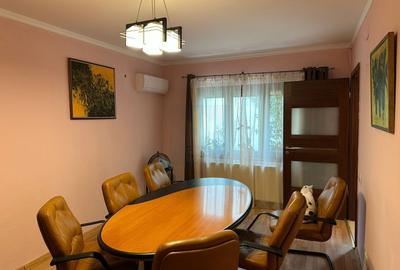 Casă individuală cu 5 camere cu Canalizare în Parcul Carol - 3