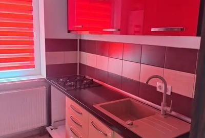 Apartament cu 2 camere decomandat în Central - 3