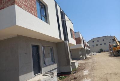 Titan vila DUPLEX  101 mp la 10 minute metrou Republica - 51