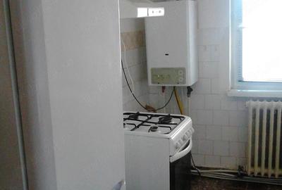 Apartament cu 3 camere semidecomandat în Central - 8
