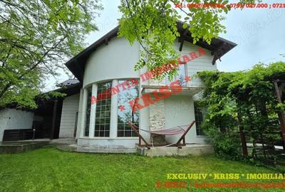 Casă cu 5 camere în Central - 4