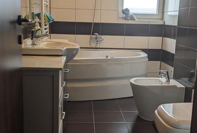 Apartament cu 3 camere în Funcționarilor - 10