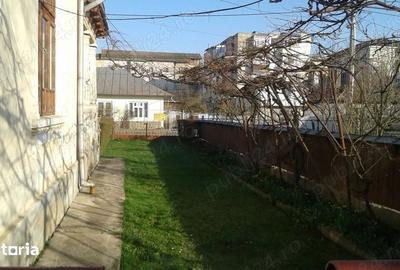 Casă cu 4 camere cu Teren 810 Mp în Fălticeni - 7