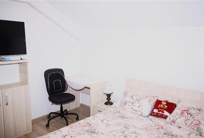 Casă individuală cu 5 camere cu Canalizare în Central - 8