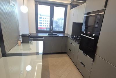 Apartament cu 3 camere semidecomandat în Central - 7