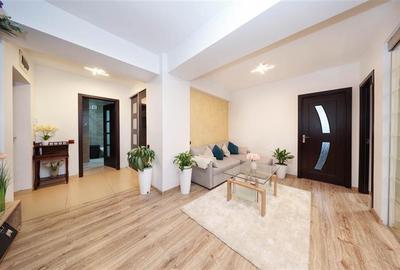 Apartament cu 3 camere decomandat, mobilat în Central - 11