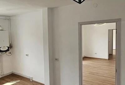 Apartament cu 2 camere decomandat în Govândari - 11