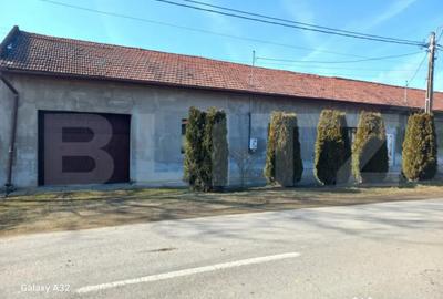 Casă cu 4 camere cu Teren 2500 Mp în Central - 4