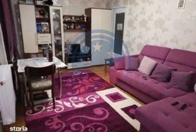 Apartament cu 4 camere decomandat în Calea București