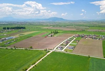 Teren Intravilan - 4