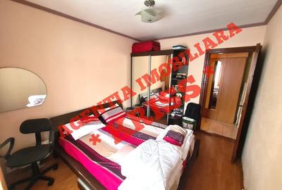Apartament cu 3 camere decomandat în Teilor - 5