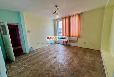 Apartament cu 2 camere decomandat în Republicii