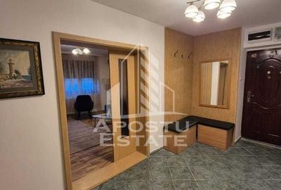 Apartament cu 3 camere decomandat, mobilat în P-ța Unirii - 13