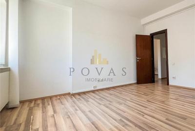 Apartament cu 4 camere decomandat în Universitate - 3