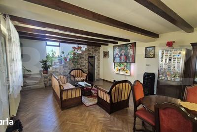 Casă cu 5 camere cu Teren 1487 Mp în Lazuri - 13