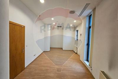 Spatiu de 202 mp + 64 mp terasa la etajul 5, zona ultracentrala - 3