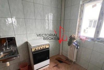 Apartament decomandat, in planul doi, in intersectia Doamna Ghica - 7