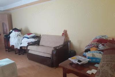 Casă cu 6 camere în Chercea - 8