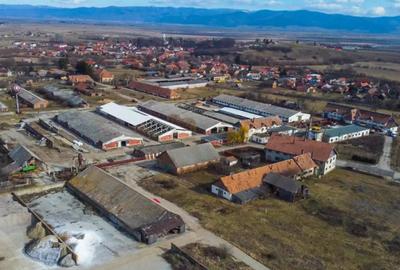 Spațiu comercial, de 9,000 mp, în Central - 17