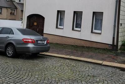 Casă cu Teren 350 Mp în Central - 1