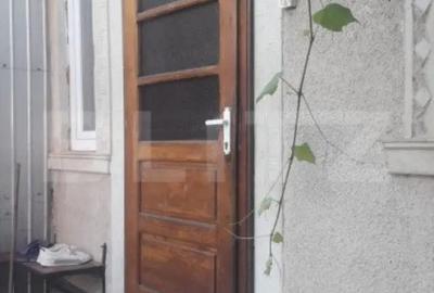 Casă cu 5 camere cu Teren 150 Mp în Central