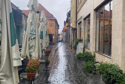 Inchiriere spatiu centru istoric Brasov - 1