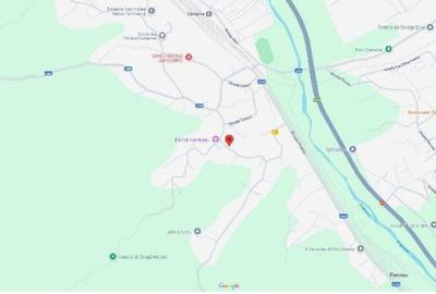 Casă cu 2 camere cu Teren 443 Mp în Poiana - 1