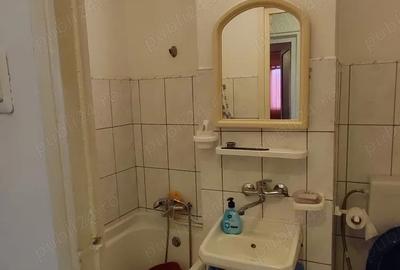 Apartament cu 2 camere decomandat în Bârlad - 3