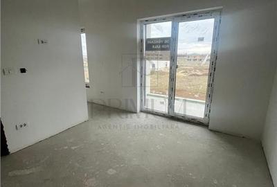 Duplex cu 4 camere cu Canalizare în Giarmata - 3