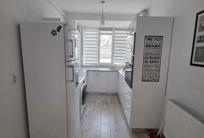 Apartament cu 3 camere decomandat în Florești - 2