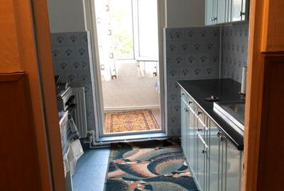 Vand apartament trei camere - 2